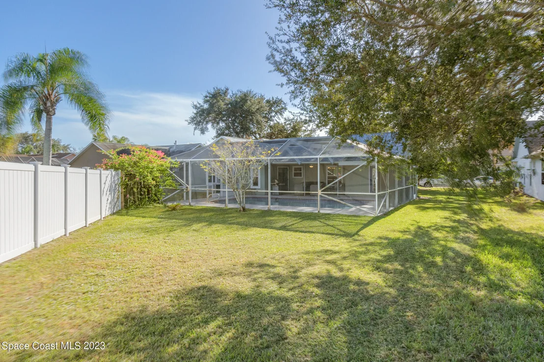 Photo of 3336 Lake View Circle