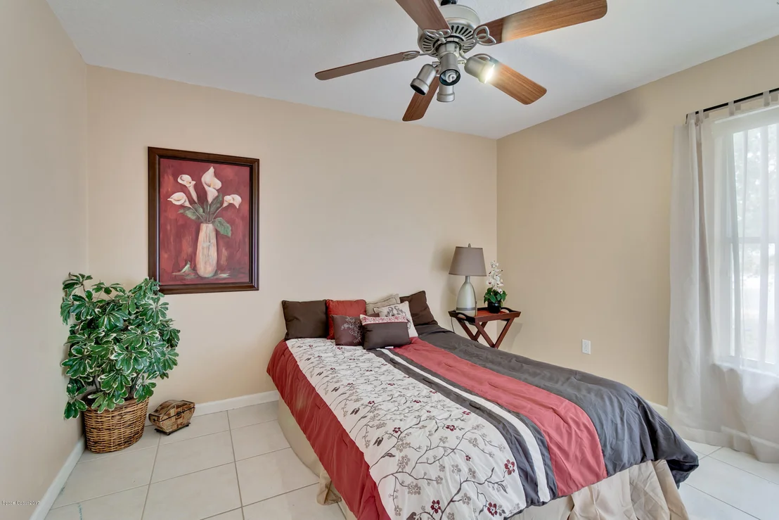 Photo of 607 Sandpiper Circle
