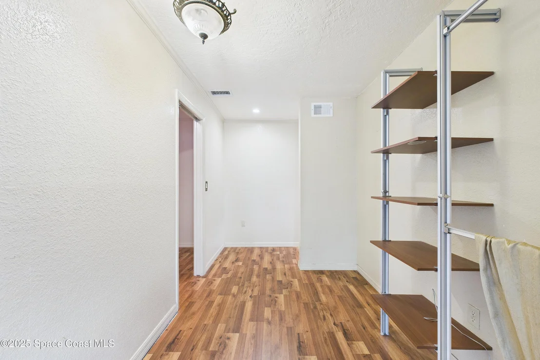 Photo of 3583 James Road
