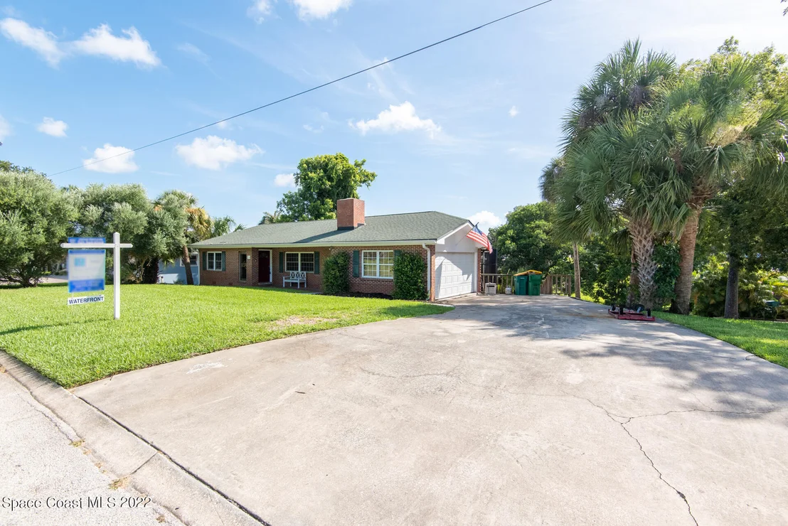 Photo of 935 Whitmire Drive