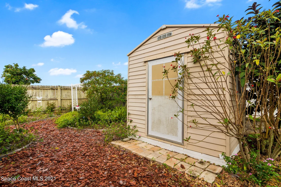 Photo of 942 Pineland Drive