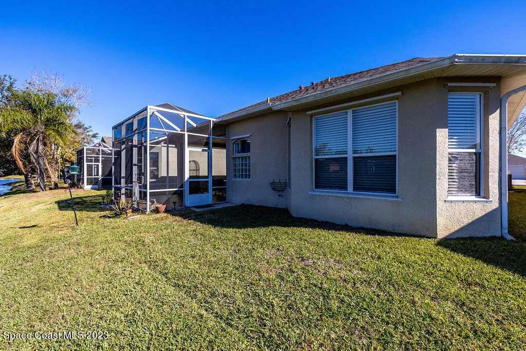 Photo of 4540 Portage Trail