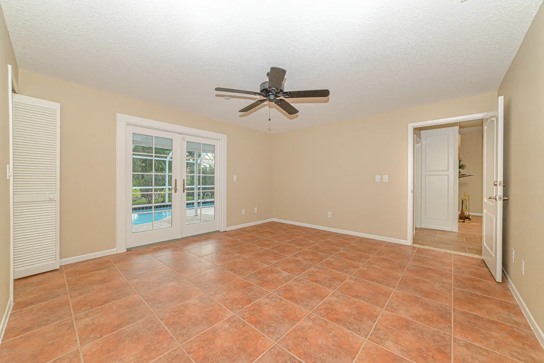 Photo of 1035 Park Ridge Place