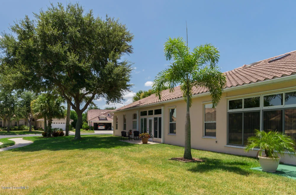 Photo of 490 SHELL COVE Drive