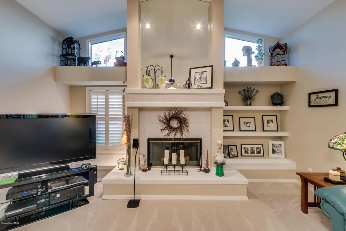 Photo of 529 Crystal Lake Drive