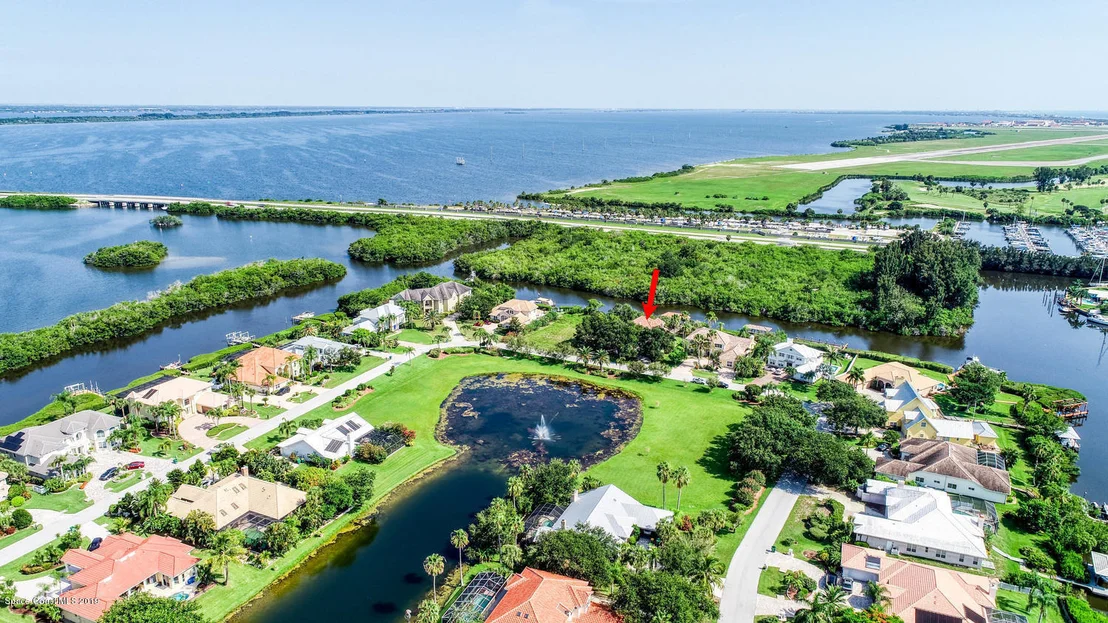 Photo of 274 Lanternback Island Drive