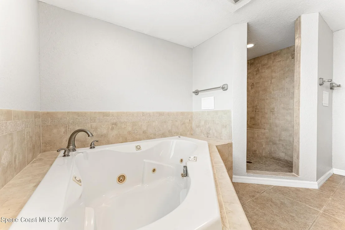 Photo of 2558 Sadler Lane