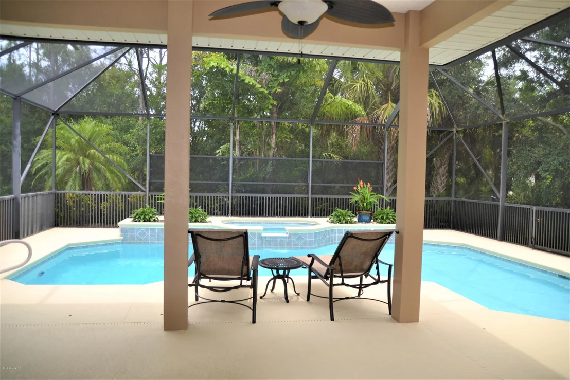 Photo of 2455 Woods Lane