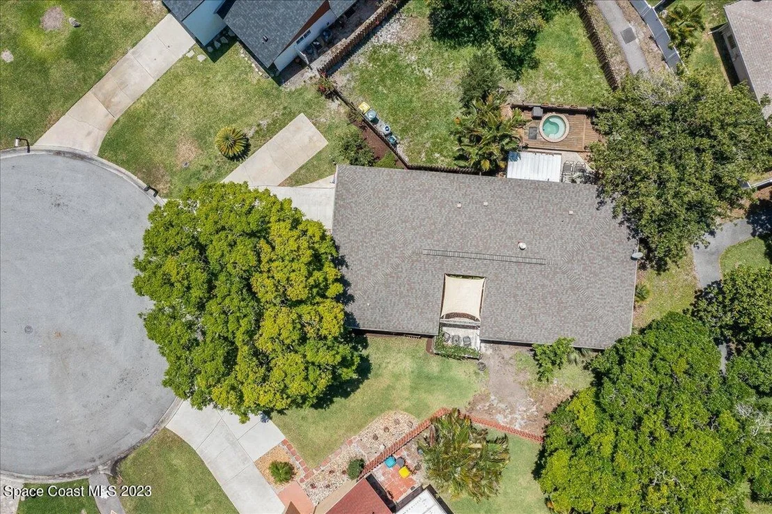 Photo of 250 Applewood Circle