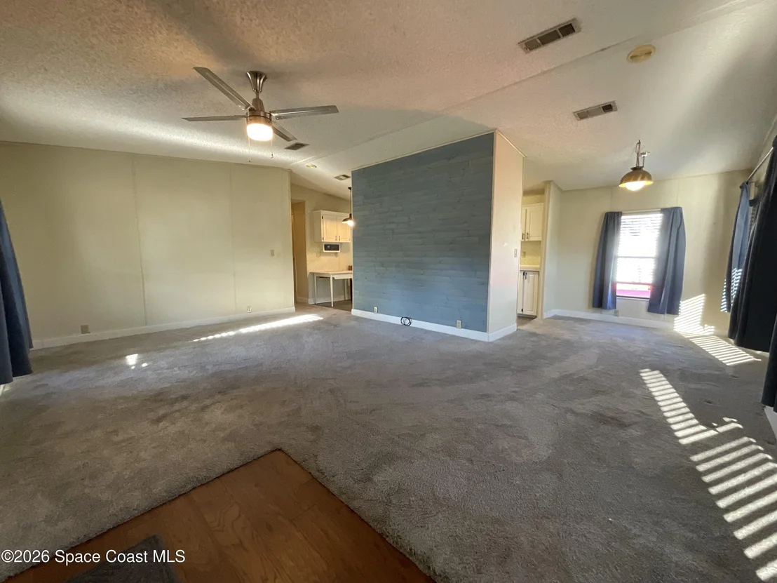 Photo of 844 Cardinal Avenue