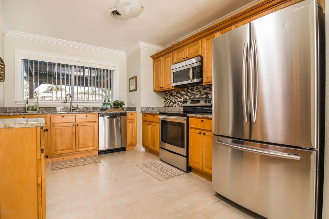 Photo of 141 SE 3rd Street