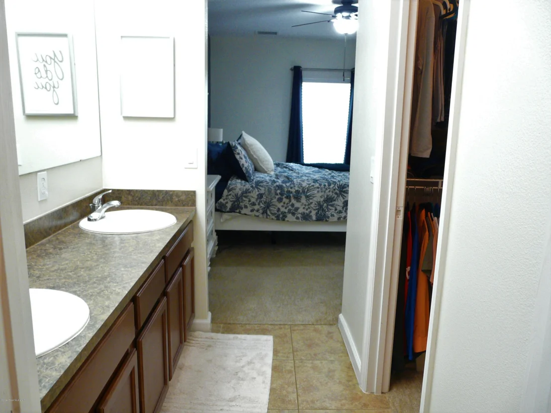 Photo of 1410 Corbett Lane