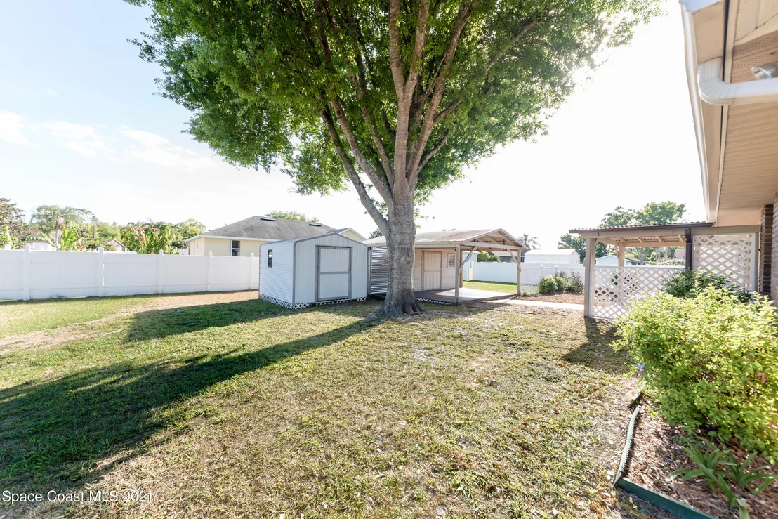 Photo of 1855 Raymond Drive