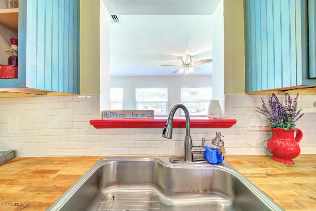 Photo of 6421 Hunt Road