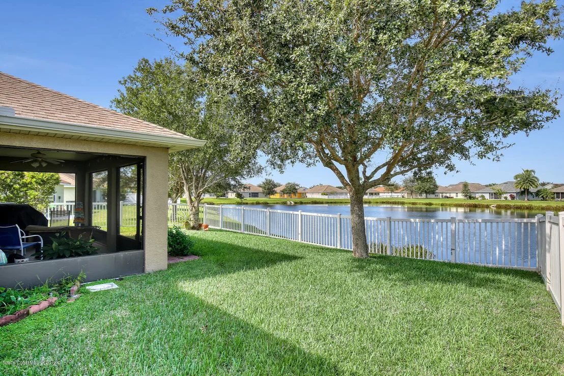 Photo of 2371 Bridgeport Circle