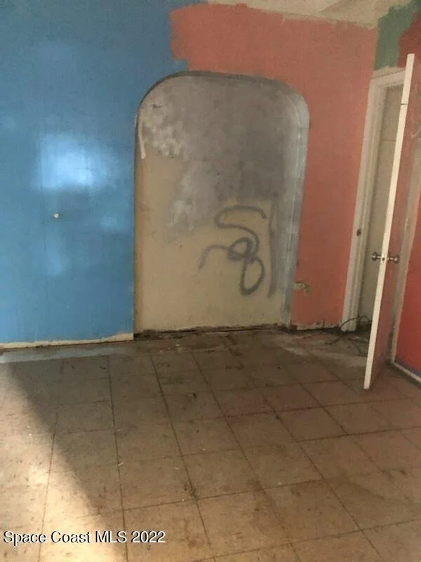 Photo of 2932 Lawrence Drive