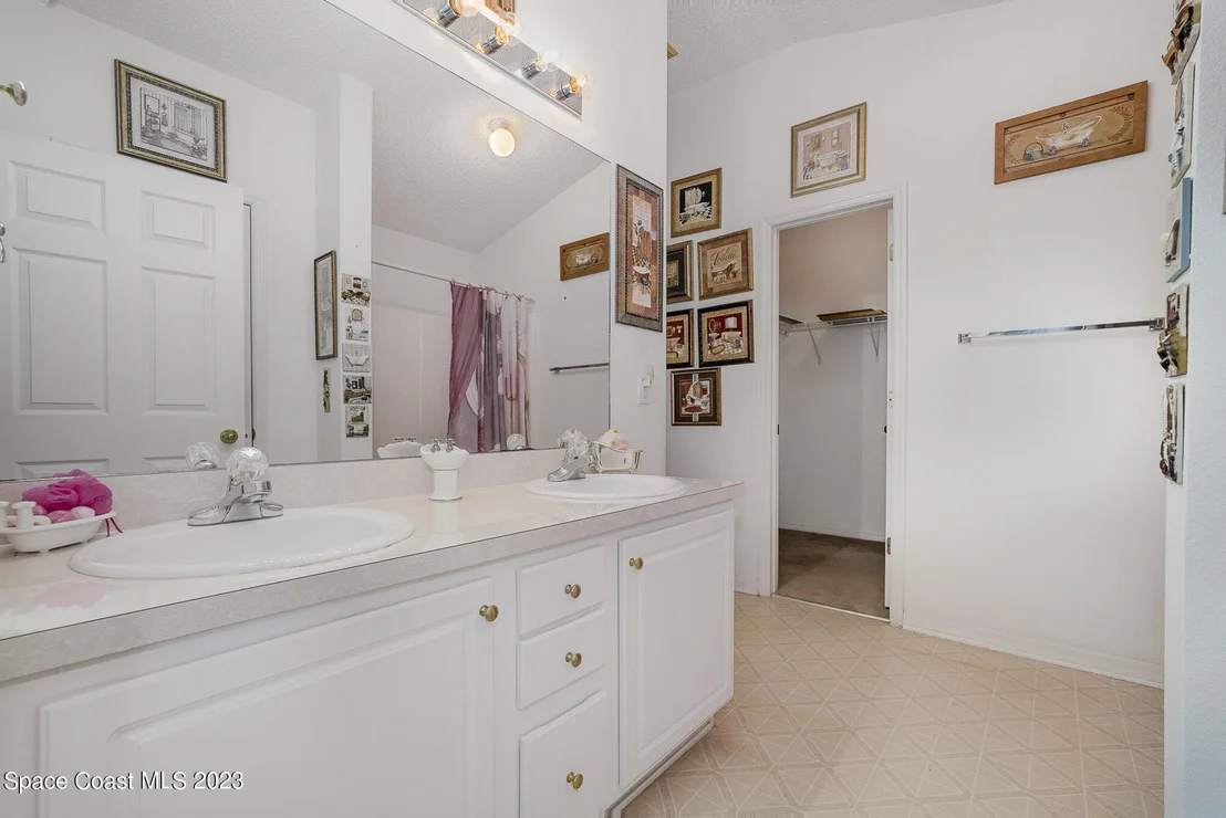 Photo of 4750 Decatur Circle