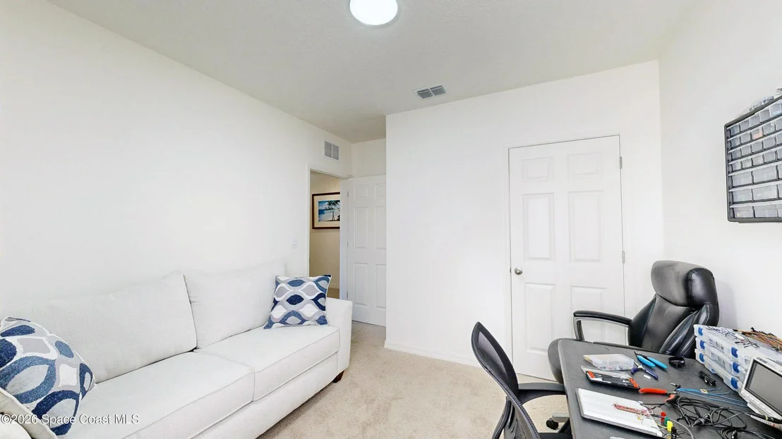Photo of 4867 Barr Street
