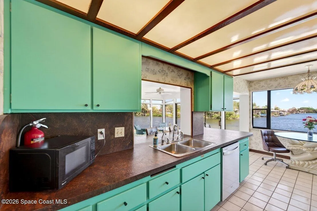 Photo of 200 Rose Drive