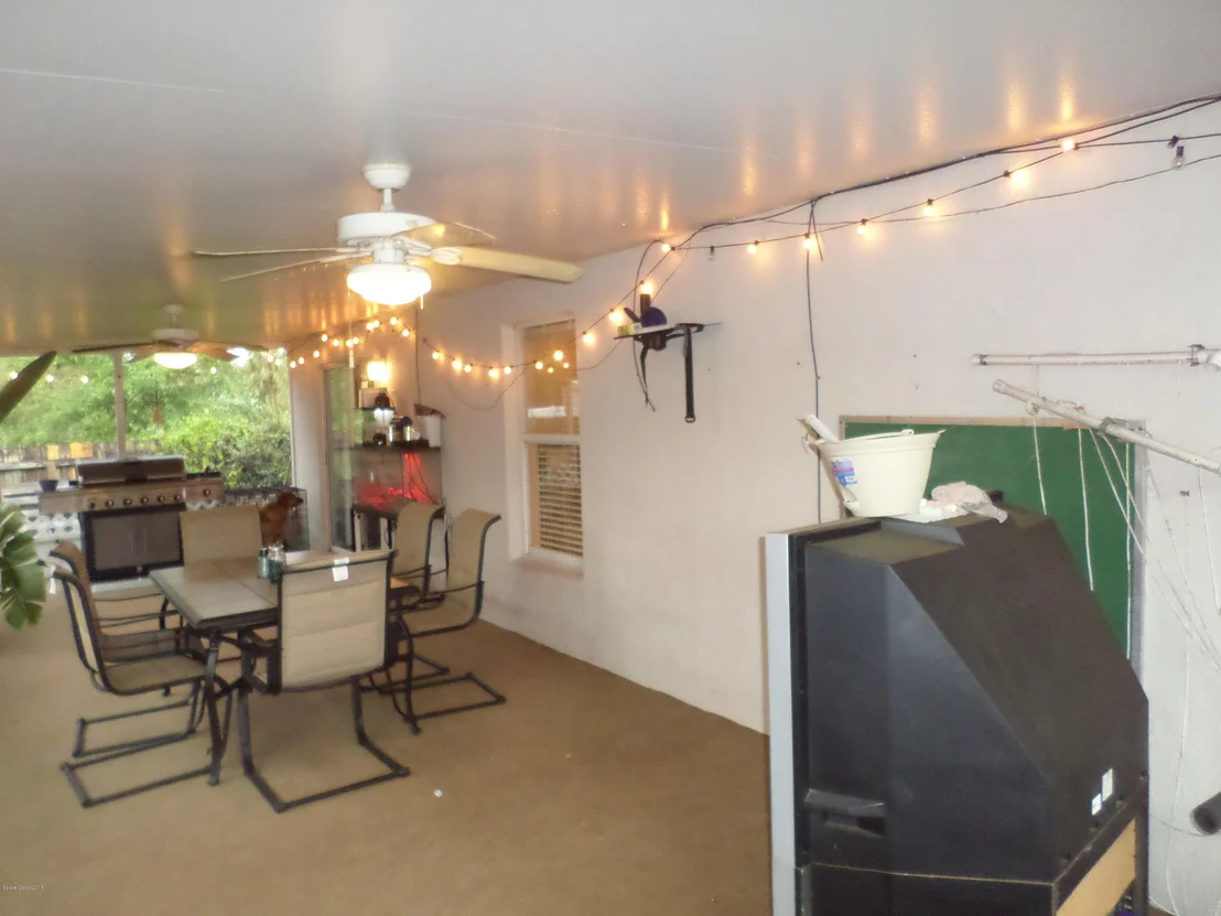 Photo of 6155 Adina Road