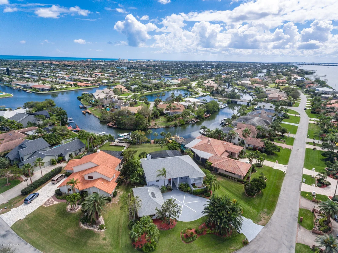 Photo of 465 Lanternback Island Drive