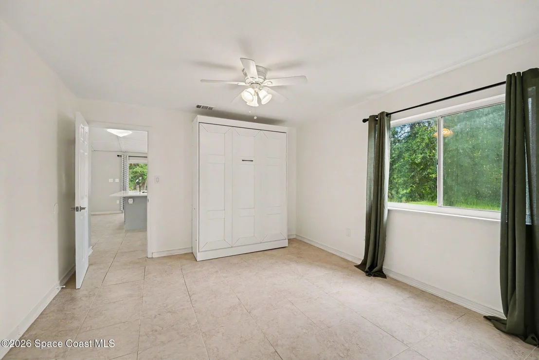 Photo of 2550 Corey Avenue