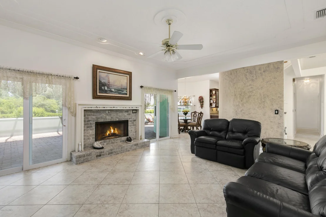Photo of 262 Lanternback Island Drive