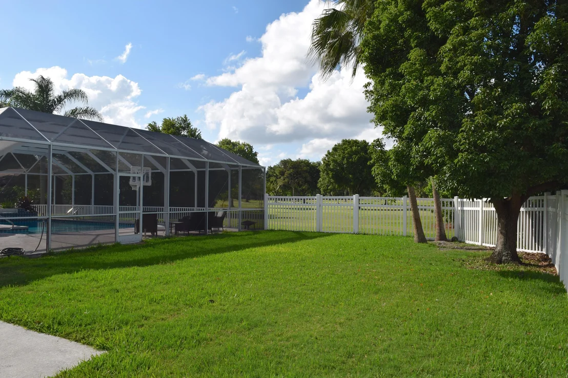 Photo of 1022 Barton Boulevard