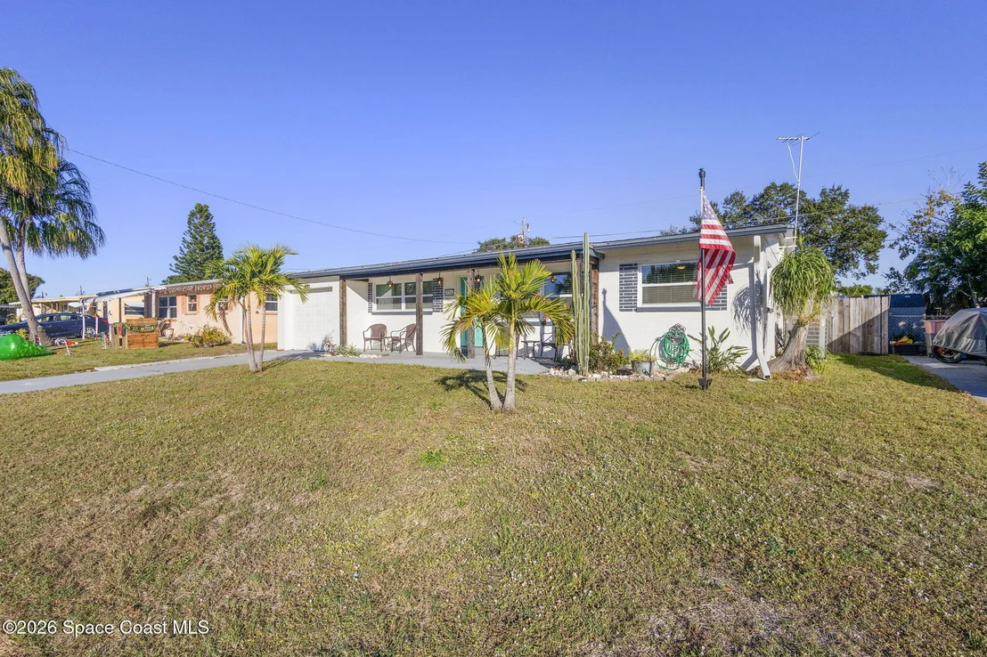 Photo of 727 Clarke Avenue