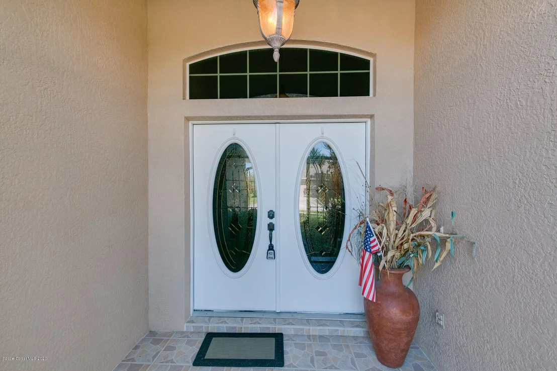 Photo of 4628 Alamanda Drive