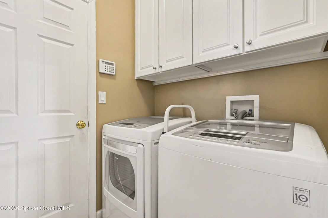 Photo of 348 Gardendale Circle SE