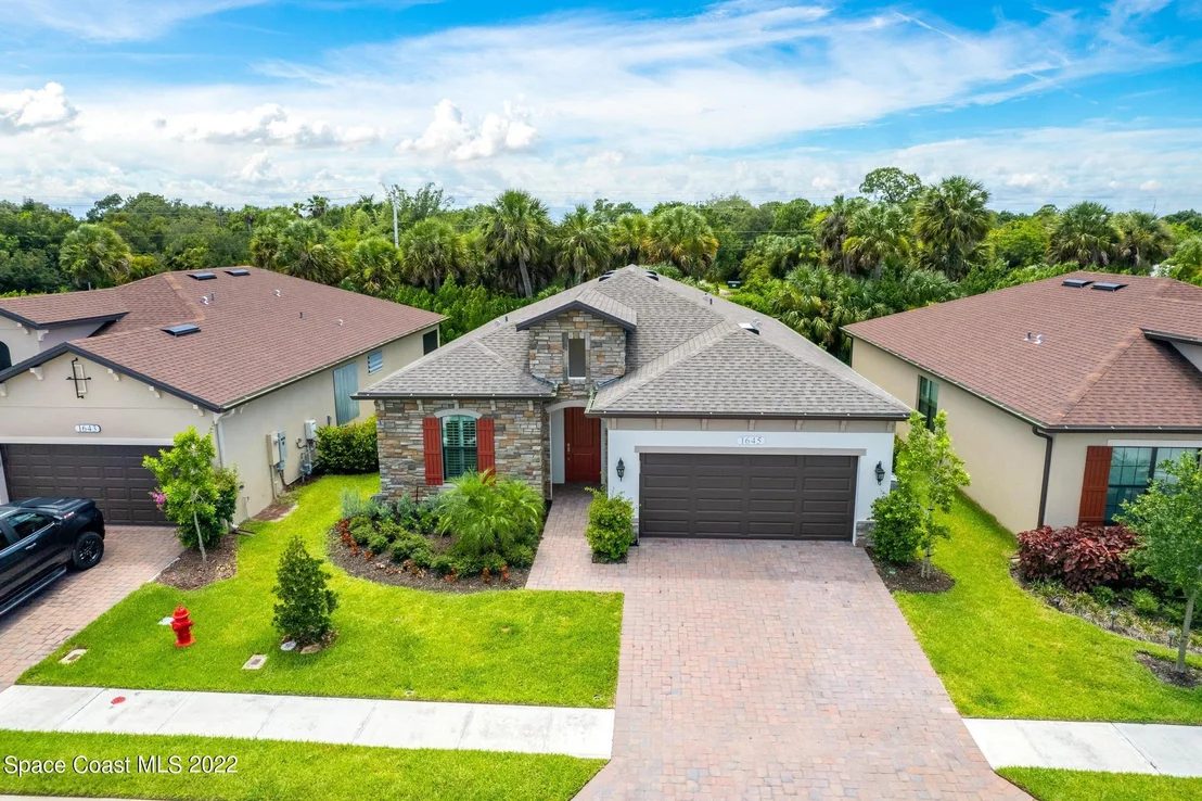 Photo of 1645 Willows Square