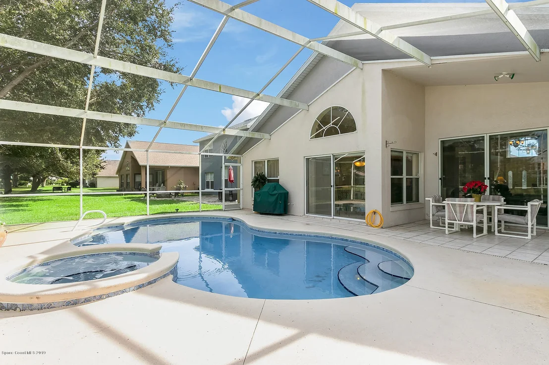 Photo of 3861 Saint Armens Circle