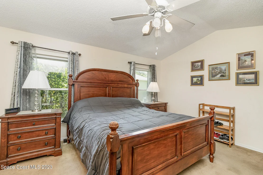Photo of 1202 Meadow Lake Road