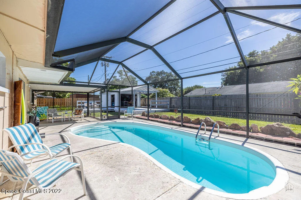 Photo of 1369 Estridge Drive