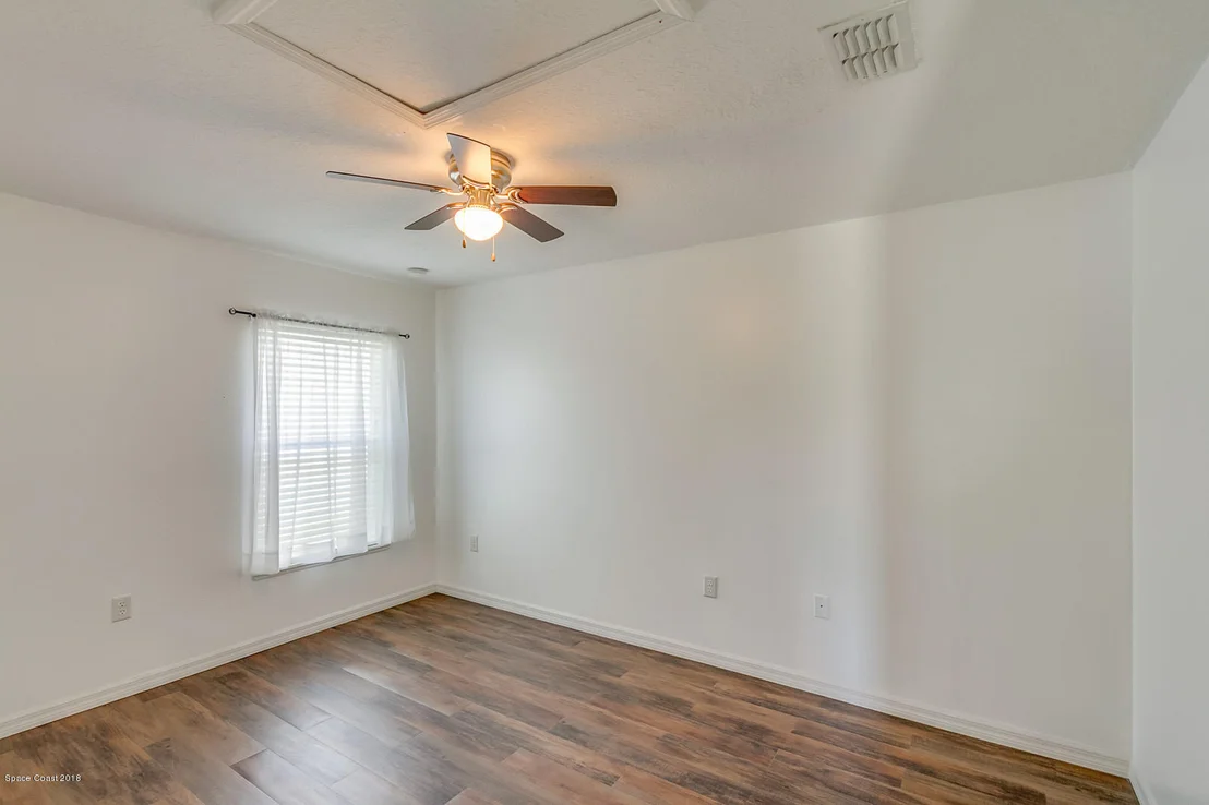 Photo of 459 Macon Drive
