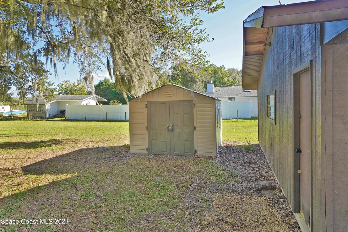 Photo of 1375 War Eagle Boulevard