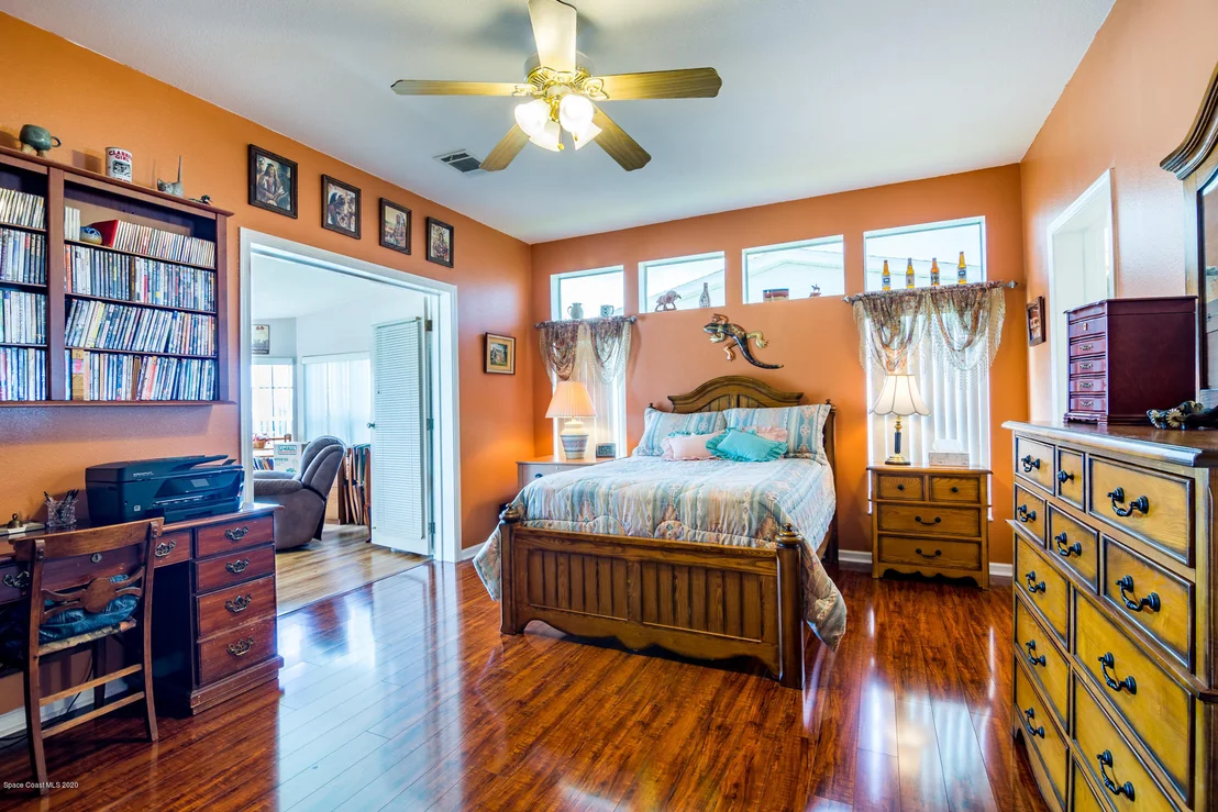 Photo of 434 Outer Drive