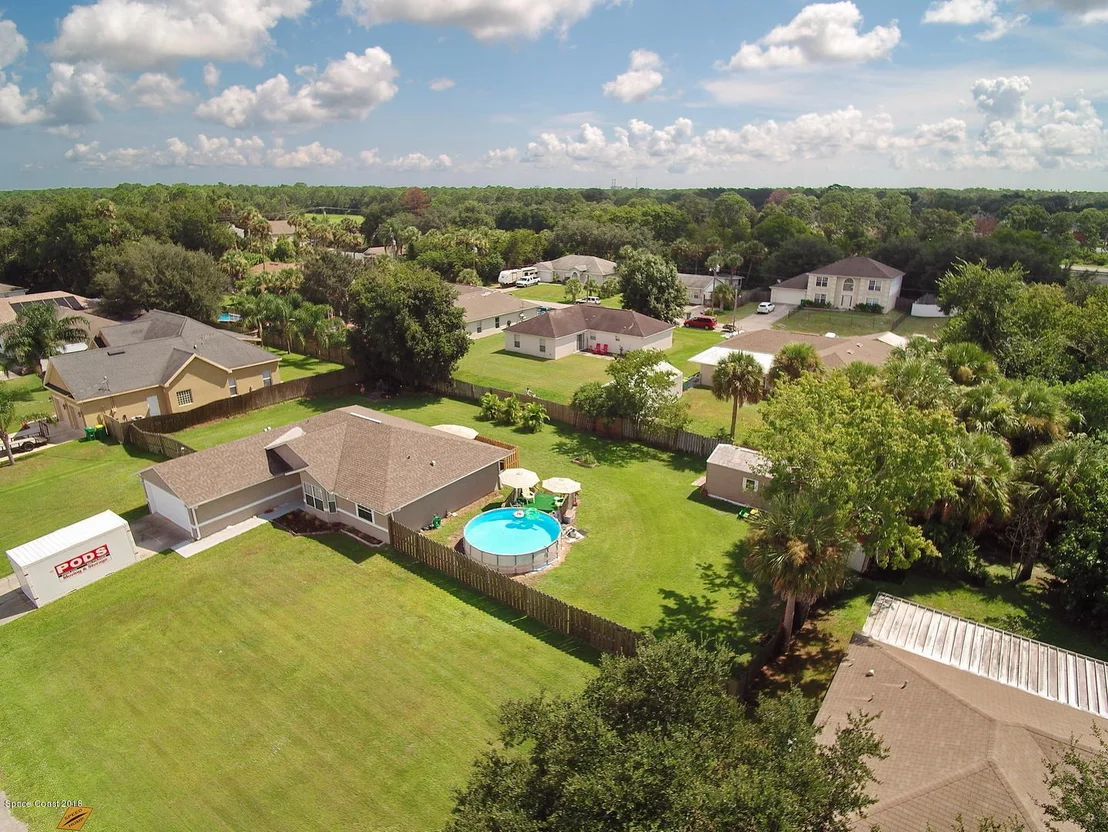 Photo of 6483 Bamboo Avenue