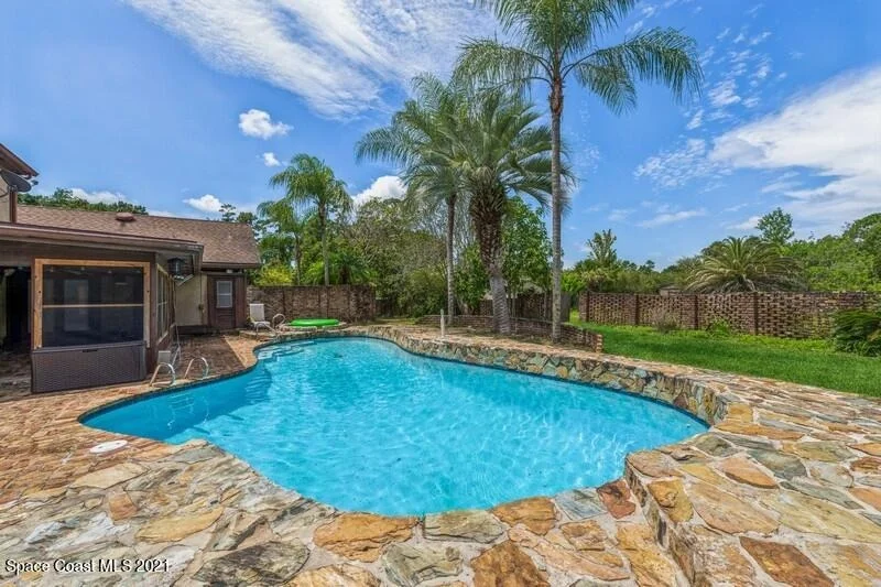 Photo of 1221 Sand Pine Circle
