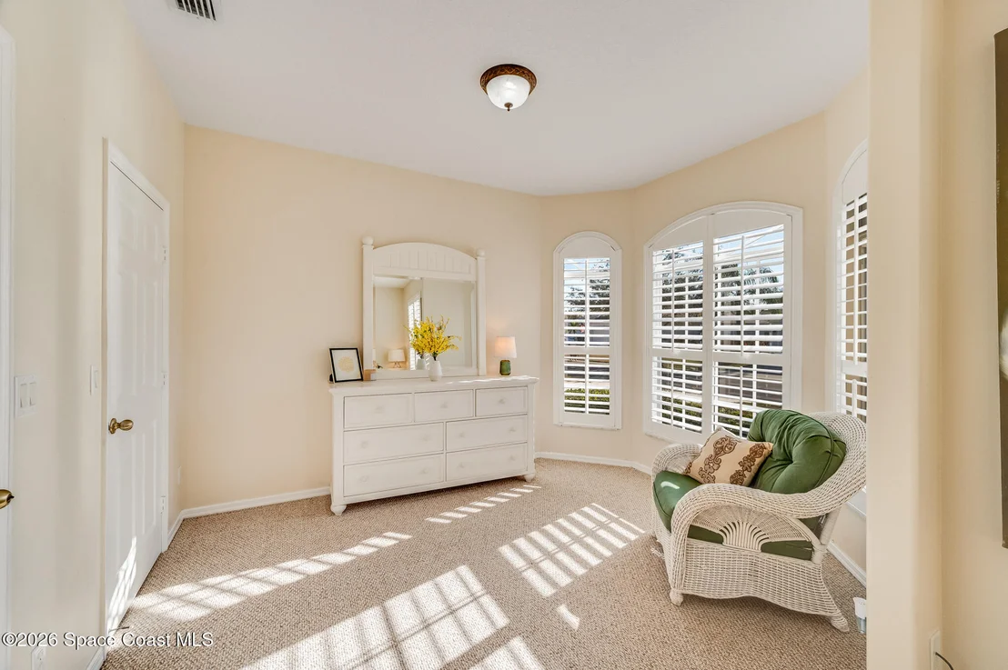 Photo of 1325 Shoreline Circle