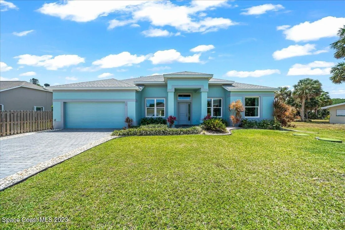 Photo of 165 Ibis Drive
