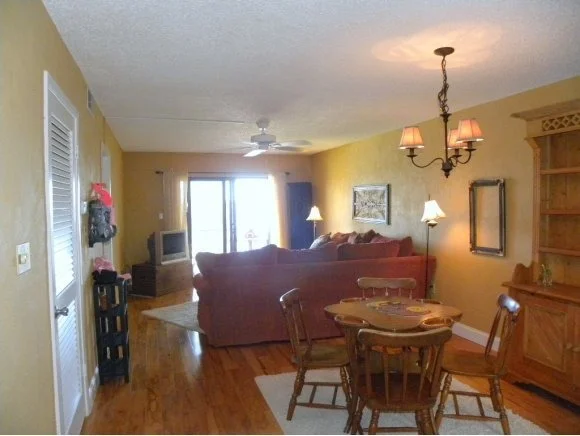 Photo of Unit 409A at 1025 Rockledge