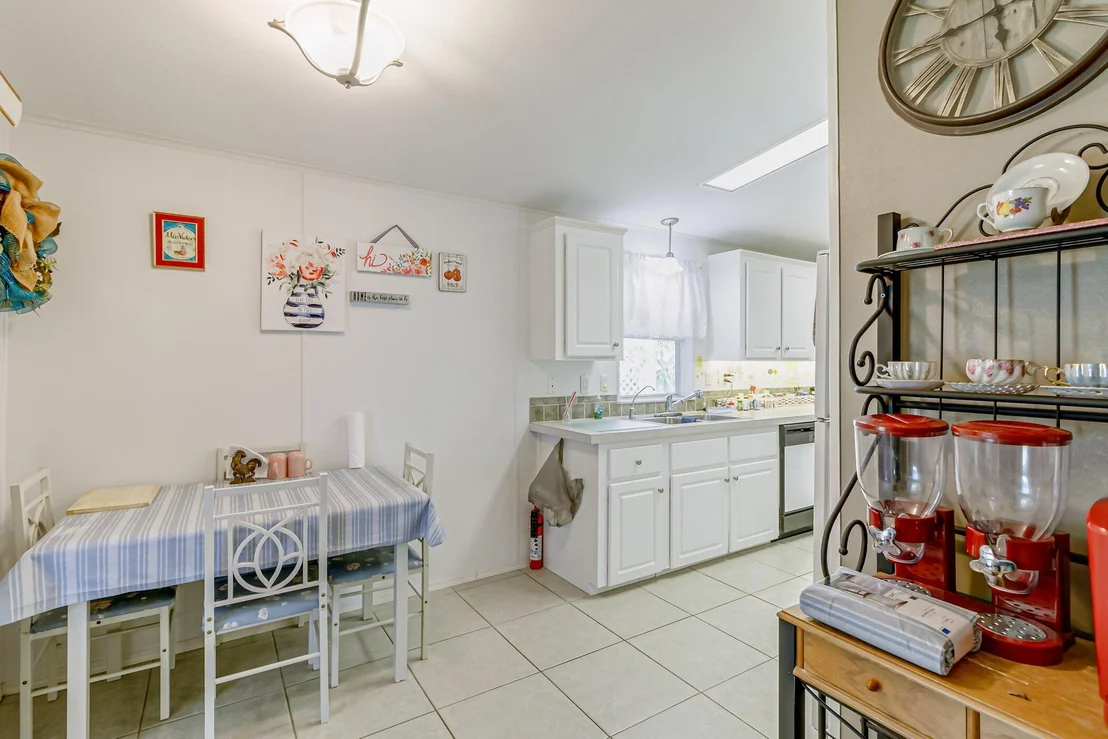 Photo of Unit 136 at 525 Outer Drive