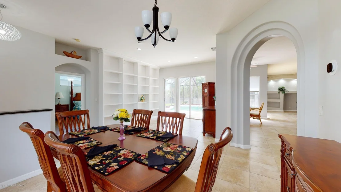 Photo of 5755 Newbury Circle