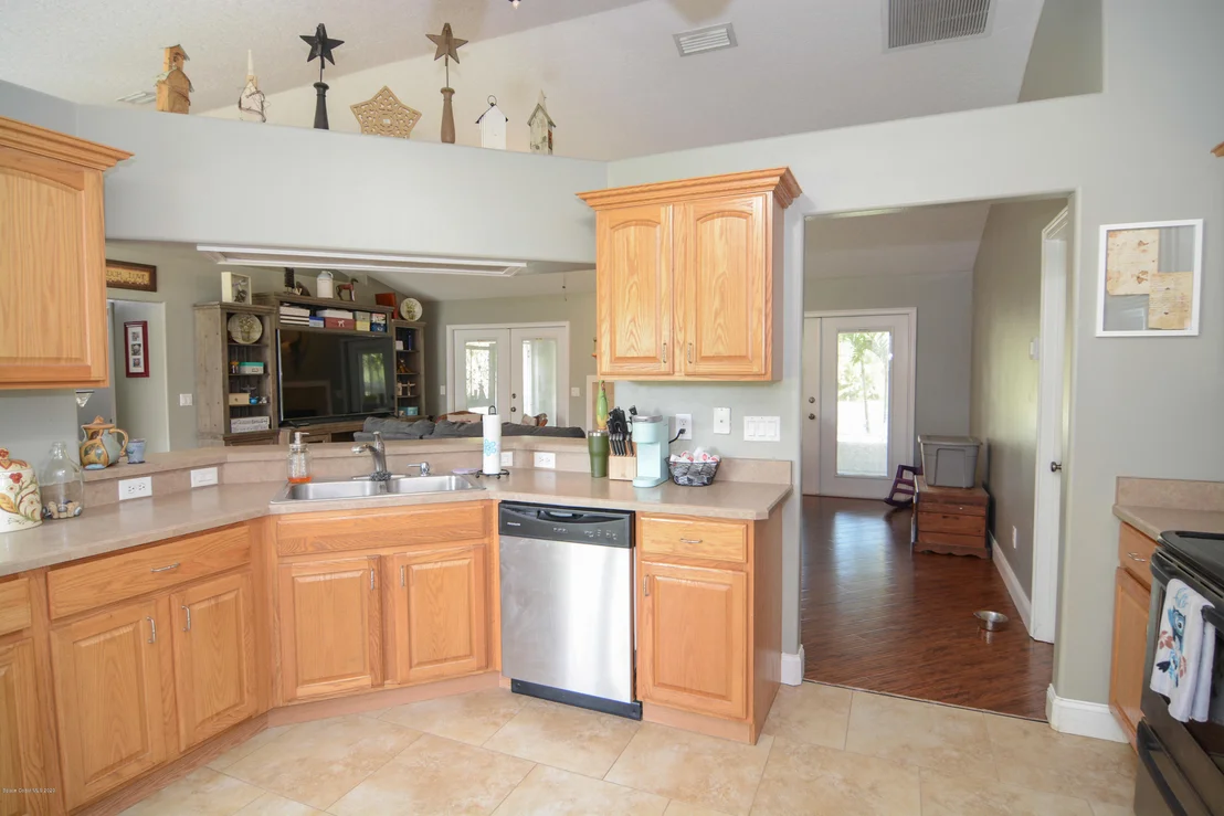 Photo of 4005 Reynolds Road