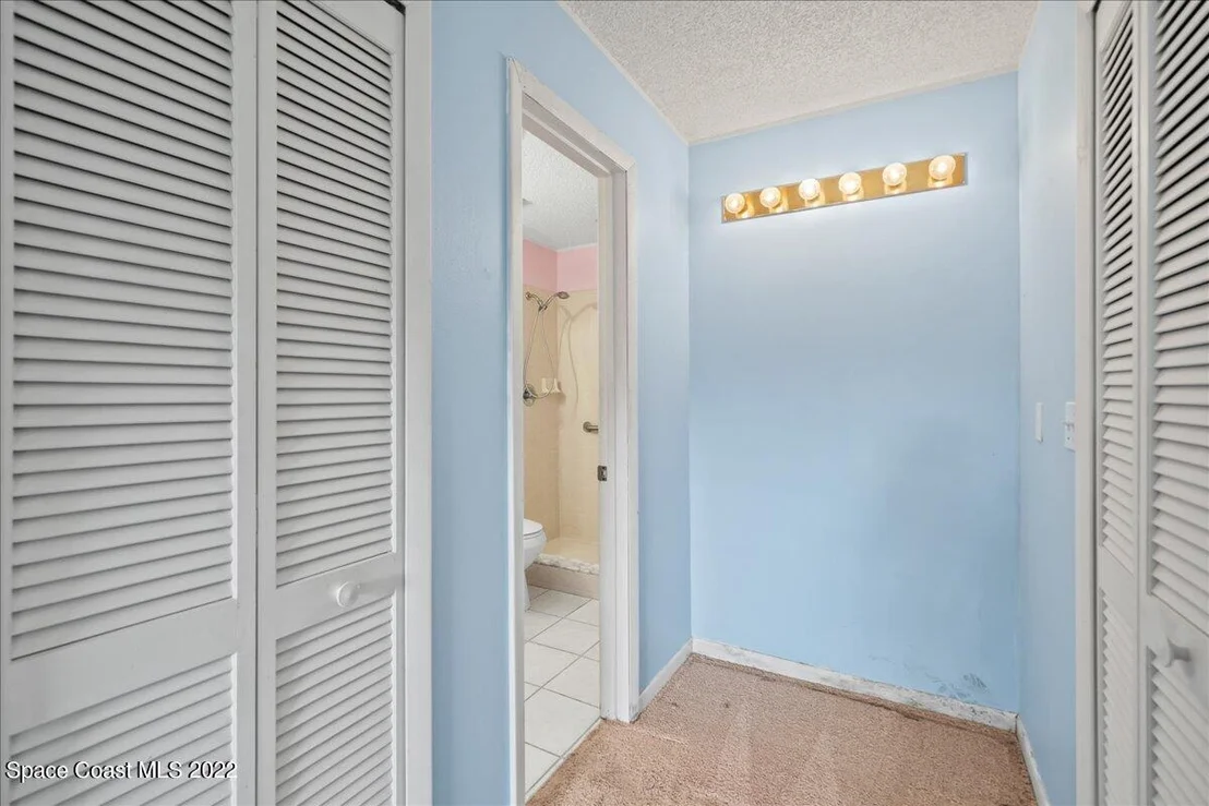 Photo of 811 Lyons Circle NW