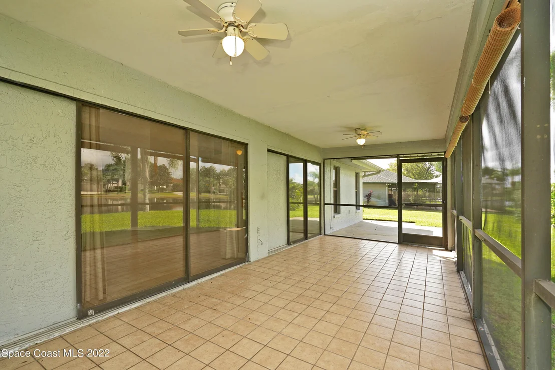 Photo of 452 Crystal Lake Drive