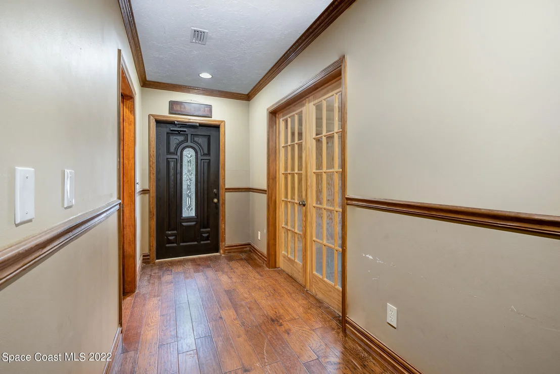 Photo of 515 Grant Road