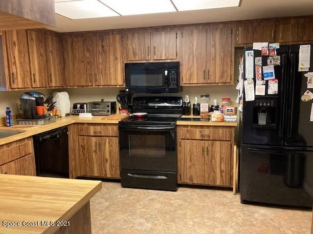 Photo of 842 Westport Drive